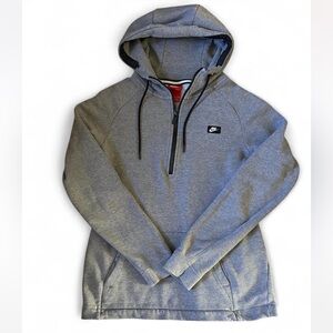 Nike  1/4 zip hoodie with kangaroo pocket. Men’s Size Medium. Grey.